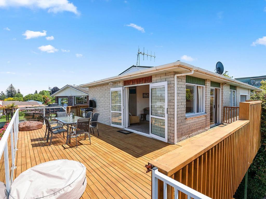 Central Riverside Retreat - Taupo Holiday Home Exteriér fotografie